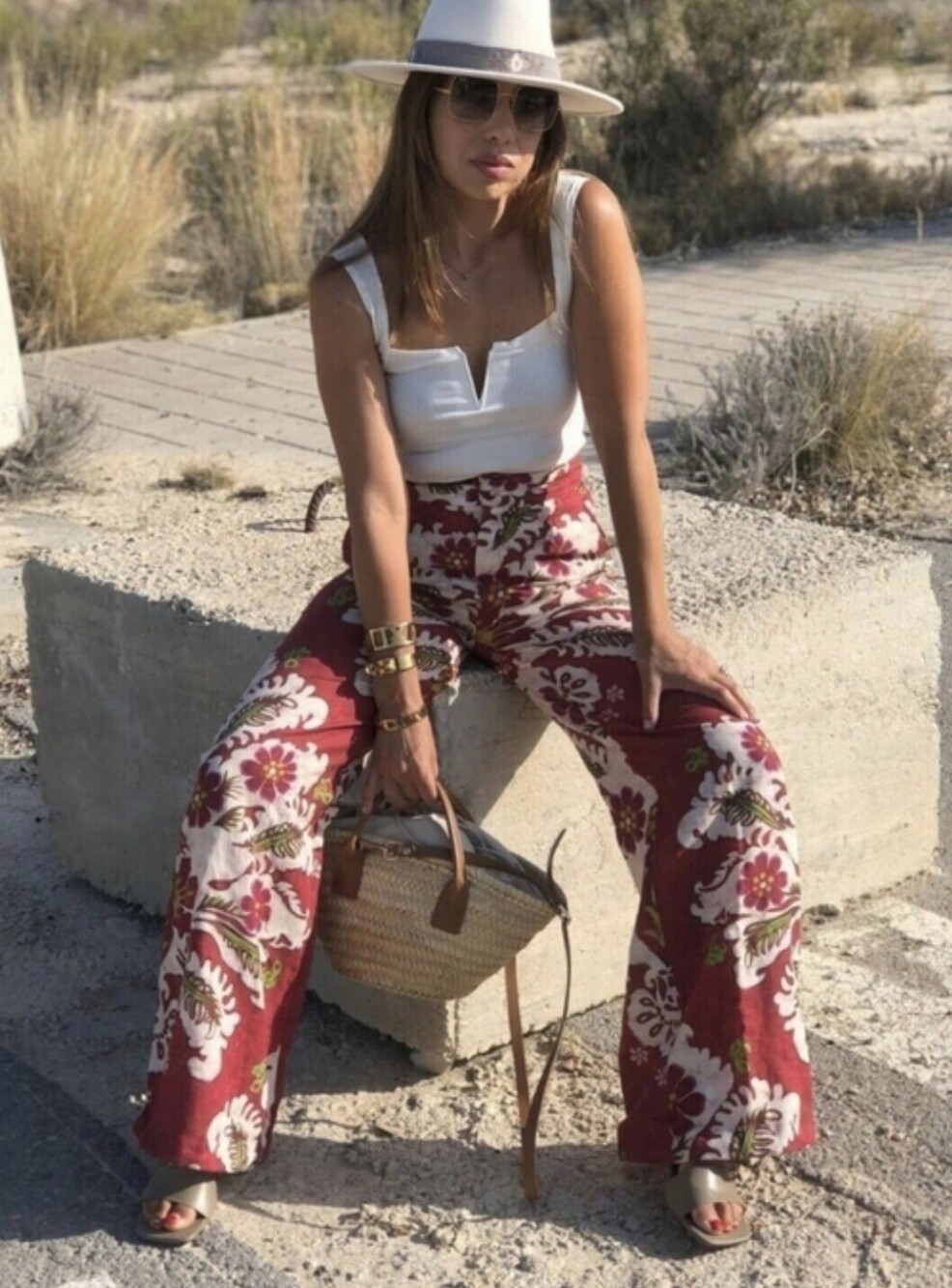 zara linen floral wide lsg pants . xsmall